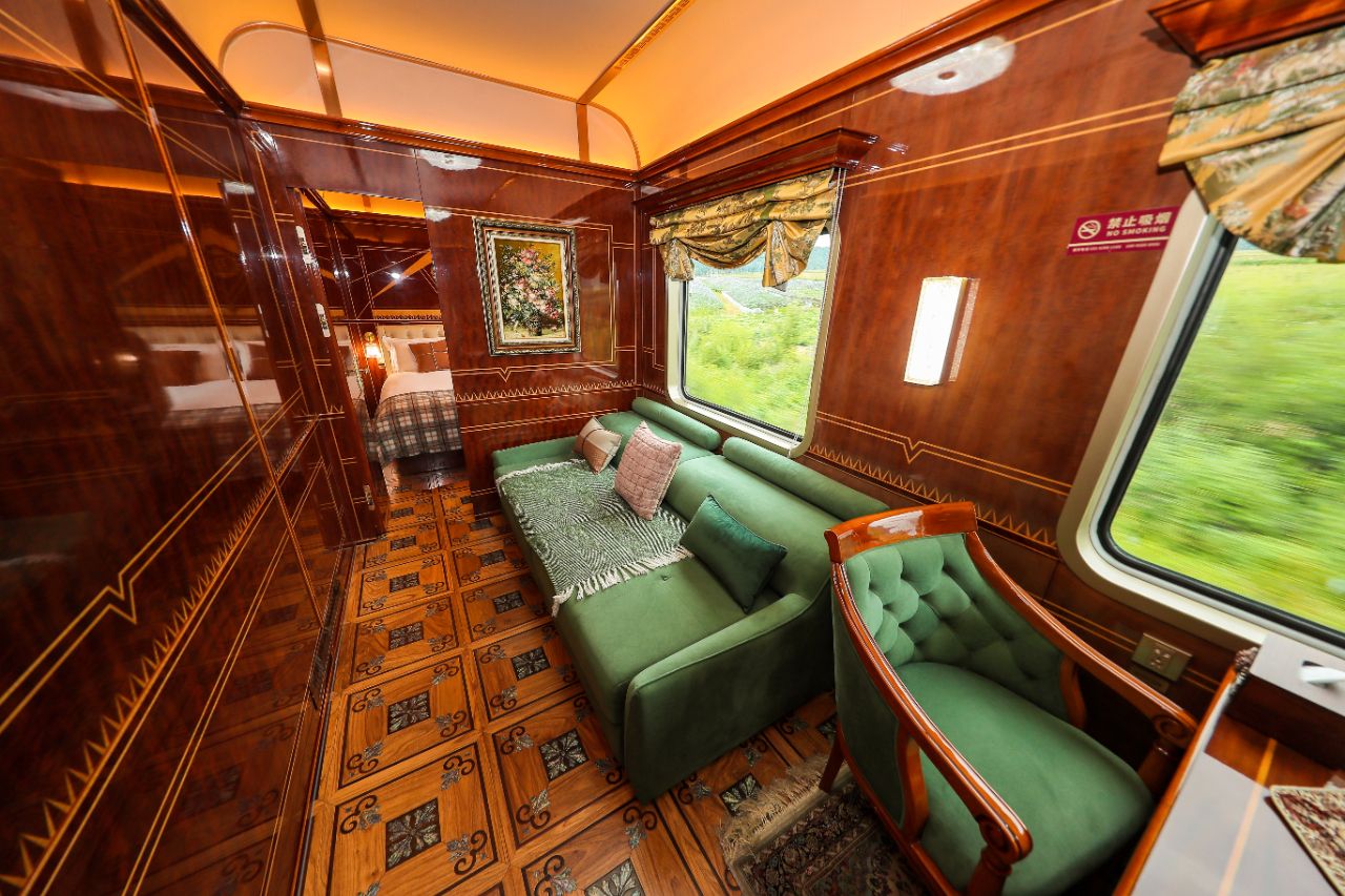 21 sqm suite aboard the Lindou Express